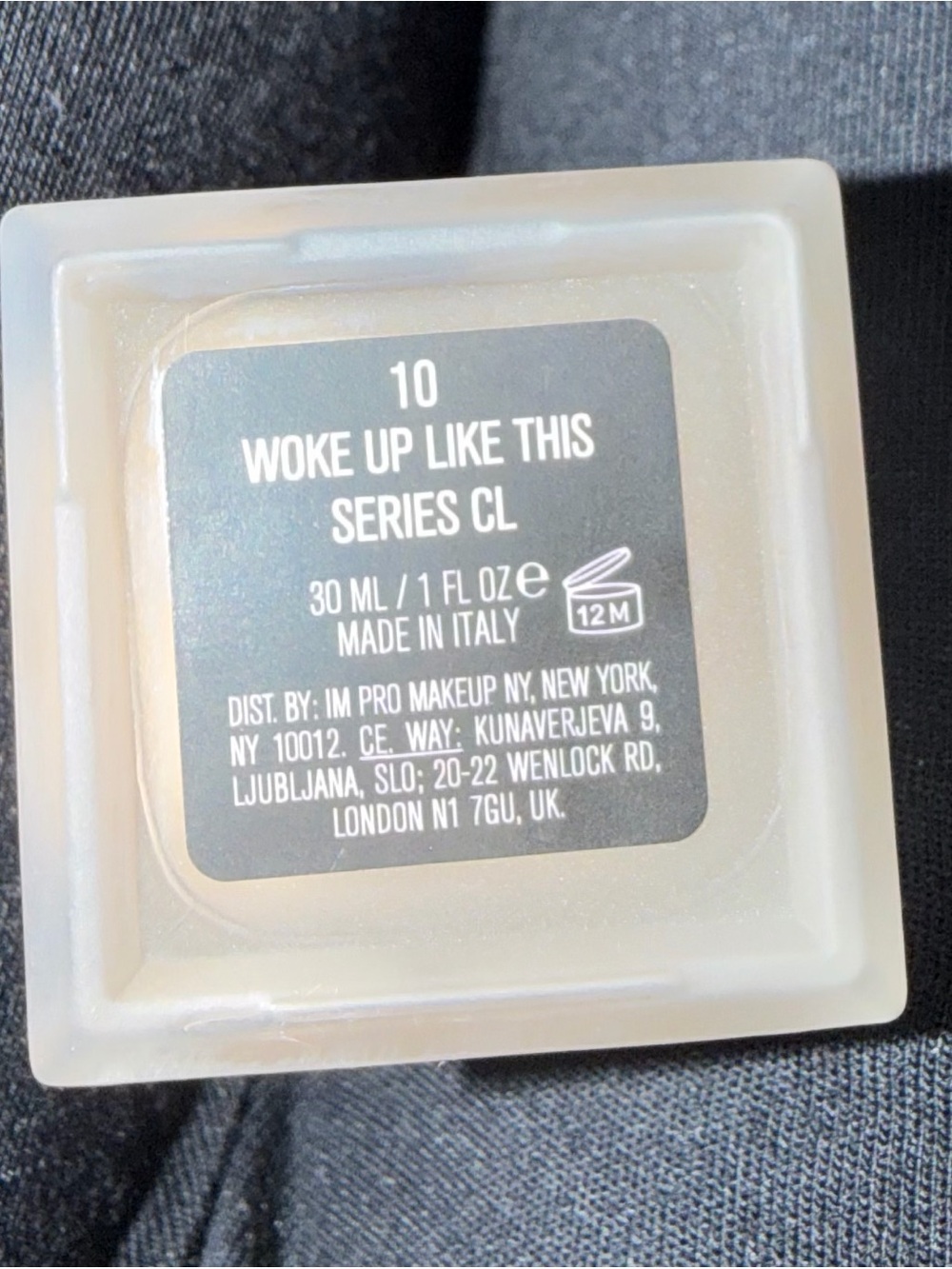 IL MAKIAGE 'Woke Up Like This' Foundation 10 CL Free Concealer included
